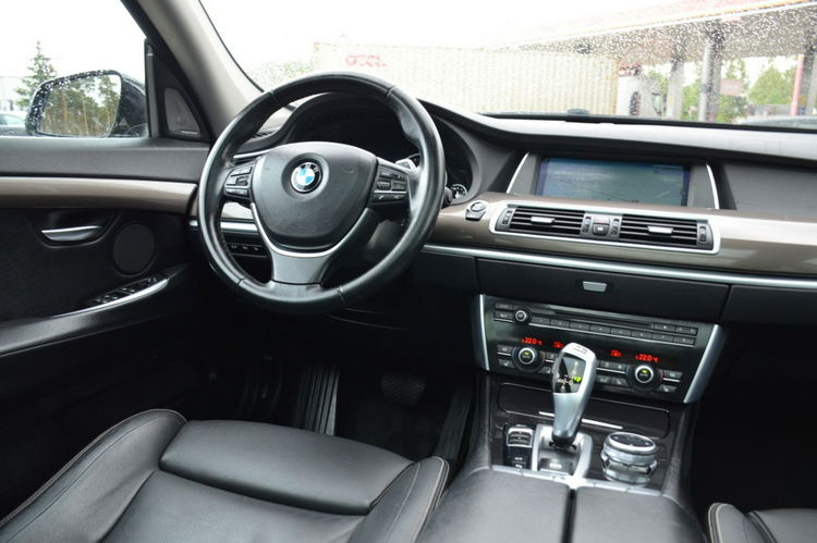 BMW 5GT Lift Serwis Soft close Panorama Radar Masaże Wentyle Kamera 360 6WB zdjęcie 29