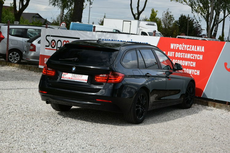 BMW 320 320d 184KM Manual 2014r. Skóra Panorama NAVi Climatronic POLECAM zdjęcie 23