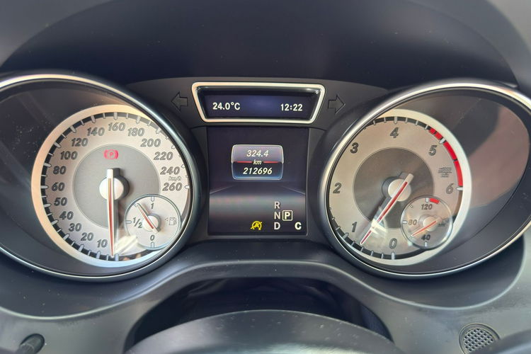 Mercedes CLA 220 ORANGE wersja Pakiet AMG 177 KM Stan BDB Gwarancja 4 matic LIFT zdjęcie 14