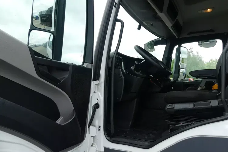 Mercedes ANTOS 1827 / HDS EFFER 165 18.65m / PILOT / EURO 6 / zdjęcie 25
