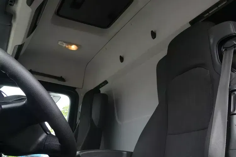 Mercedes ANTOS 1827 / HDS EFFER 165 18.65m / PILOT / EURO 6 / zdjęcie 26