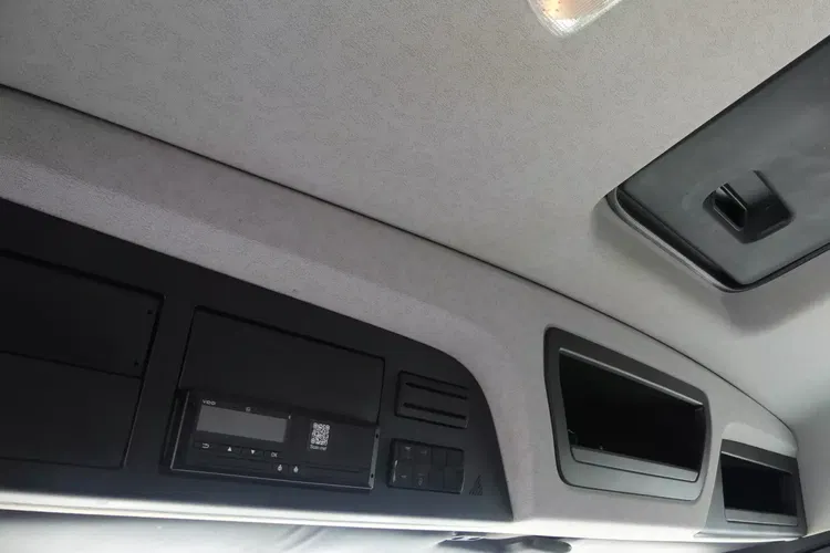 Mercedes ANTOS 1827 / HDS EFFER 165 18.65m / PILOT / EURO 6 / zdjęcie 34