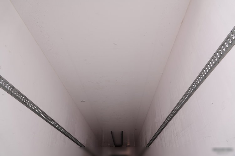 Lamberet / CHŁODNIA / CARIER VECTOR 1550 / KOSZ NA PALETY / OŚ PODNOSZONA / SAF / SPROWADZONA / MAŁO UŻYWANA  zdjęcie 19