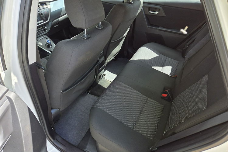 Toyota Auris 1.8 HSD 136KM Kamera 170 tys km Serwis Bardzo ładny zdjęcie 11