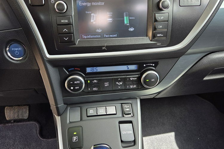 Toyota Auris 1.8 HSD 136KM Kamera 170 tys km Serwis Bardzo ładny zdjęcie 14