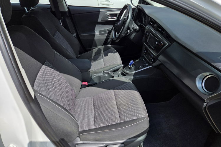 Toyota Auris 1.8 HSD 136KM Kamera 170 tys km Serwis Bardzo ładny zdjęcie 9