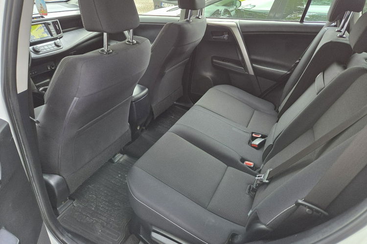 Toyota RAV-4 2.5 Hybrid 178KM Navi PDC Ast Pasa El. Klapa Serwis Kamera zdjęcie 11