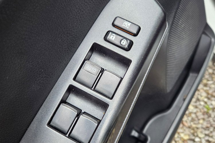 Toyota RAV-4 2.5 Hybrid 178KM Navi PDC Ast Pasa El. Klapa Serwis Kamera zdjęcie 23