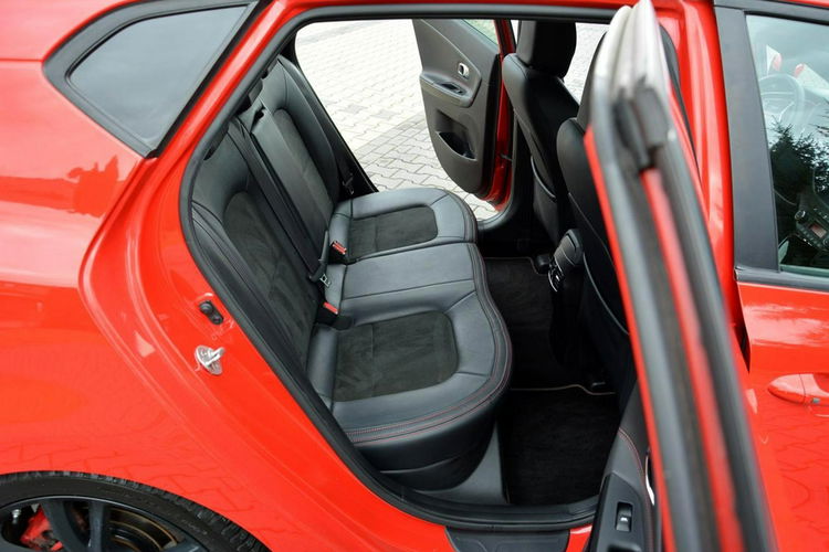 Cee'd GT Ledy Bixenon Skóry Recaro Kamera Parktr. Alu18" z Niemiec Aso Kia zdjęcie 17