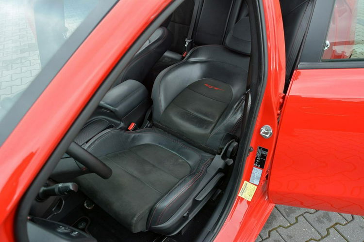 Cee'd GT Ledy Bixenon Skóry Recaro Kamera Parktr. Alu18" z Niemiec Aso Kia zdjęcie 19