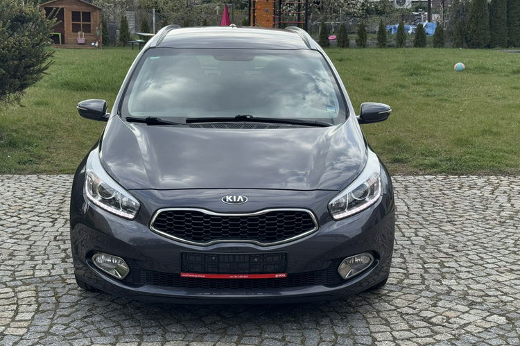 Kia Cee'd 1.6 Benz. 135KM z Niemiec - Kamera cofania, Nawigacja, Pełen SERWIS zdjęcie 3