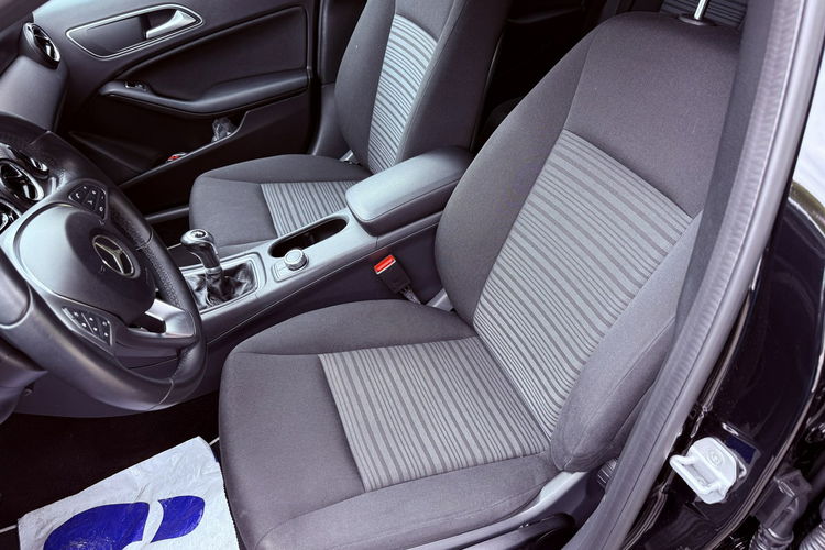 Mercedes A 160 1.6 benzynka. Kamera . Niski przebieg zdjęcie 22