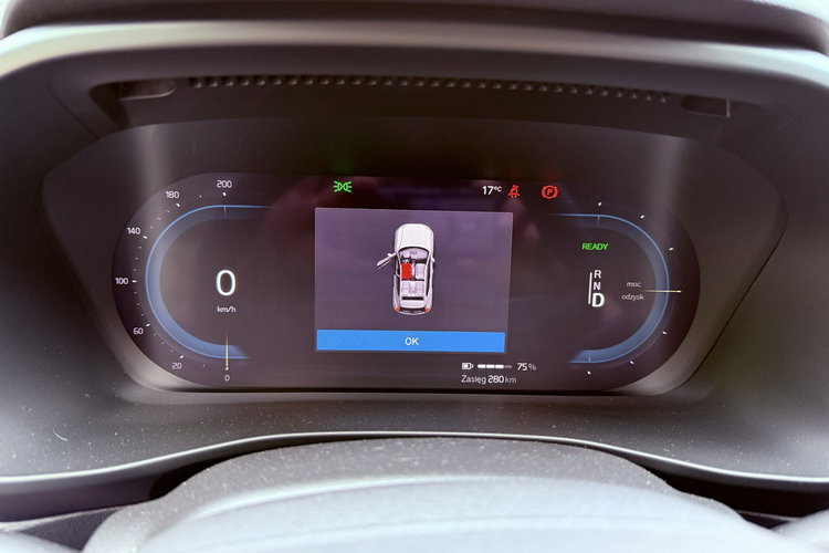 Volvo XC 40 Black-Line. Virtual kokpit. Full led . Zasięg 400Kl. zdjęcie 23