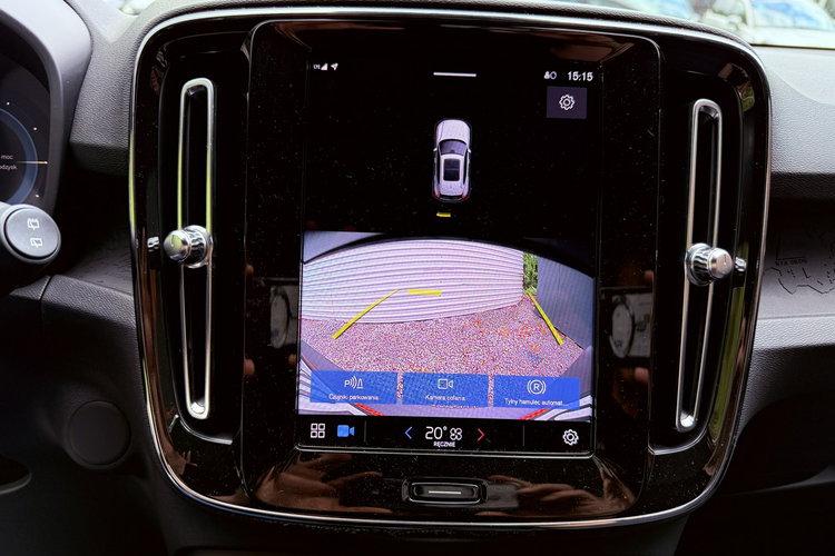 Volvo XC 40 Black-Line. Virtual kokpit. Full led . Zasięg 400Kl. zdjęcie 26