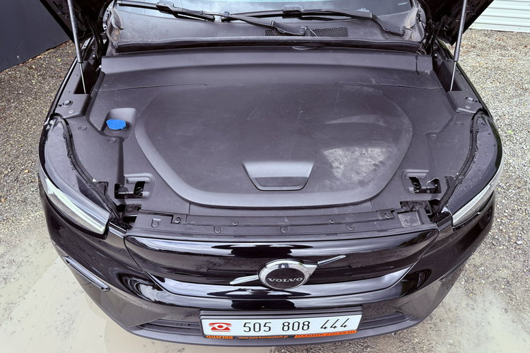 Volvo XC 40 Black-Line. Virtual kokpit. Full led . Zasięg 400Kl. zdjęcie 32