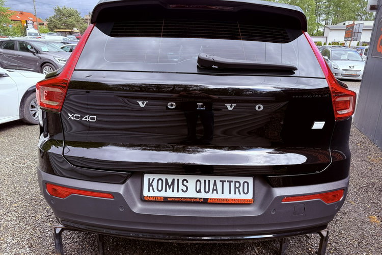 Volvo XC 40 Black-Line. Virtual kokpit. Full led . Zasięg 400Kl. zdjęcie 6