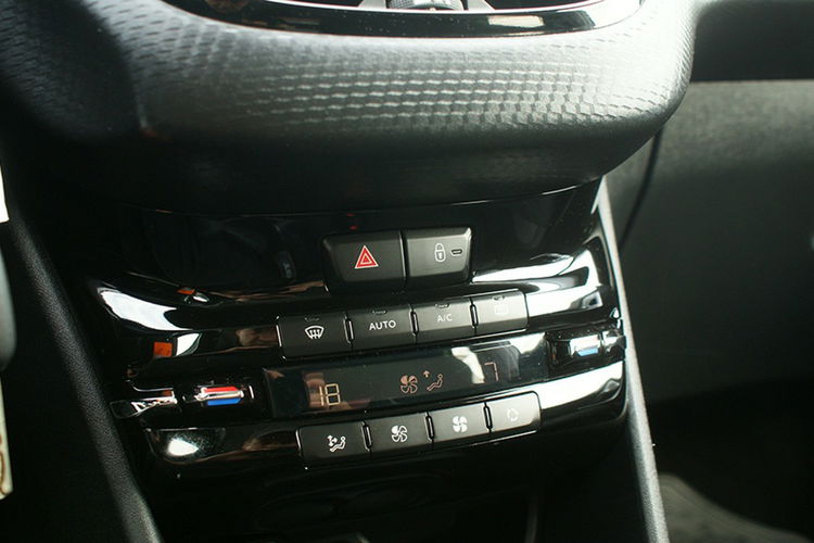 Peugeot 2008 zdjęcie 13