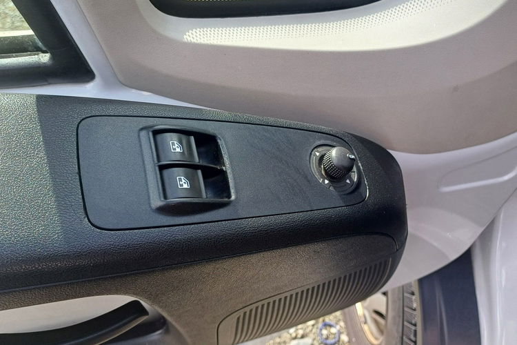 Fiat Ducato 2.3 MultiJet 130 KM Plandeka 10 Euro Palet zdjęcie 14