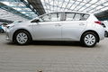 samochód osobowy Toyota zdjęcie 32