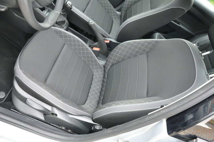 Skoda Fabia 1.0TSI 95KM 5-G Ambition 1wł. SalonPL Czujniki Gwarancja Dealer zdjęcie 10