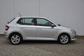 samochód osobowy Skoda zdjęcie 7