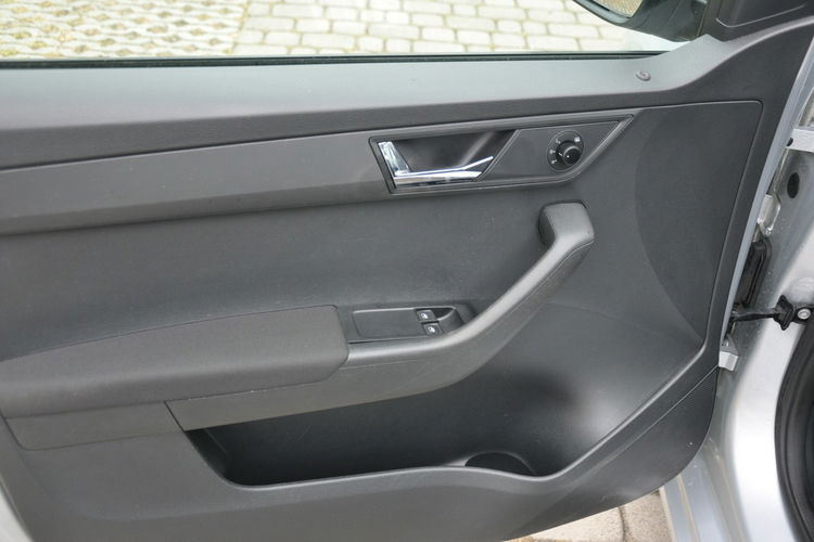 Skoda Fabia 1.0TSI 95KM 5-G Ambition 1wł. SalonPL Czujniki Gwarancja Dealer zdjęcie 8