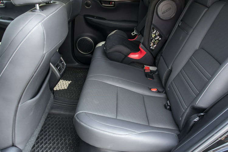 Lexus NX NX300_2.0_Benzyna_238KM_99 tyś. km zdjęcie 15