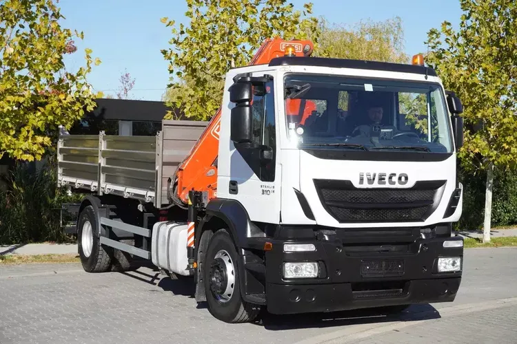 Iveco Stralis 310 E6 / NOWA Wywrotka 3-stronna / Dźwig Fassi F135 z pilotem zdjęcie 8