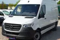 samochód dostawczy Mercedes zdjęcie 1