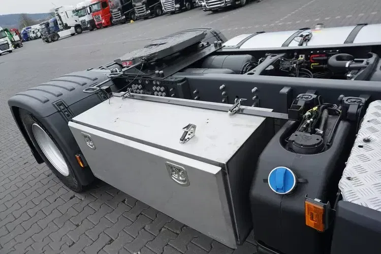 Scania / G 410 / EURO 6 / ACC / PEŁNY ADR / RETARDER zdjęcie 37