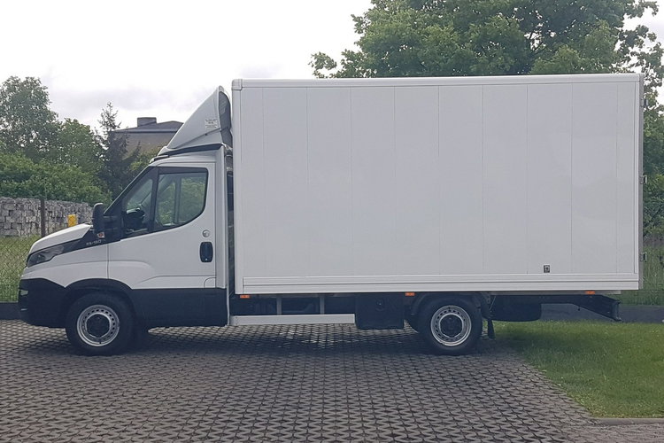 Iveco Daily 35S15 3.0 KLIMA 8EP KONTENER 4.22x2.10x2.11 AC KRAJOWY DMC 3500 KG zdjęcie 10
