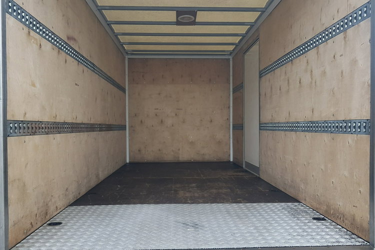 Iveco Daily 35S15 3.0 KLIMA 8EP KONTENER 4.22x2.10x2.11 AC KRAJOWY DMC 3500 KG zdjęcie 23