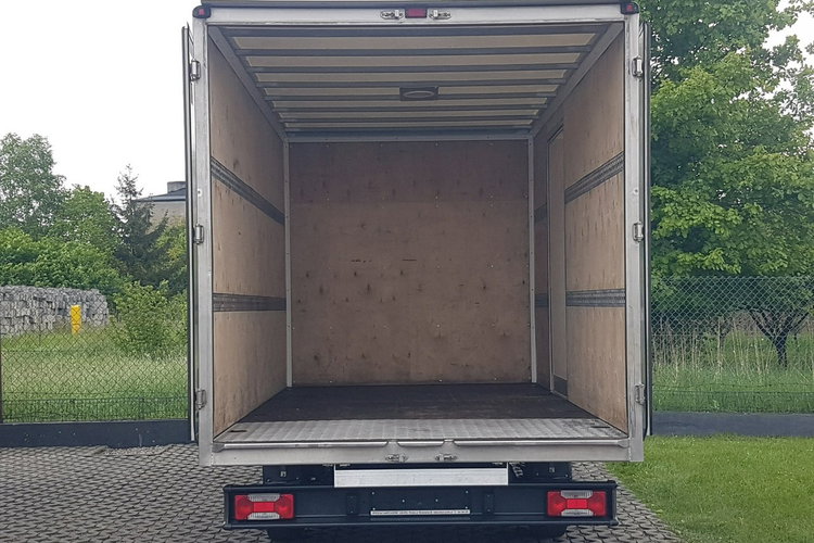 Iveco Daily 35S15 3.0 KLIMA 8EP KONTENER 4.22x2.10x2.11 AC KRAJOWY DMC 3500 KG zdjęcie 4