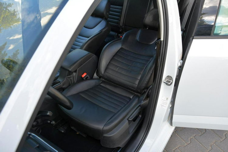 Octavia Skóry Navi Radar ACC Duża2xParktronici Bi-Xenon Ledy ASO SKODA zdjęcie 23