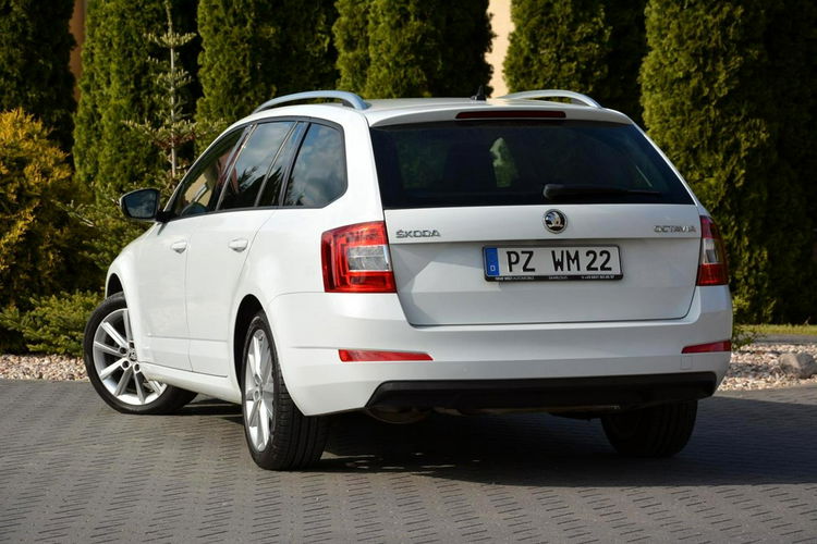 Octavia Skóry Navi Radar ACC Duża2xParktronici Bi-Xenon Ledy ASO SKODA zdjęcie 8
