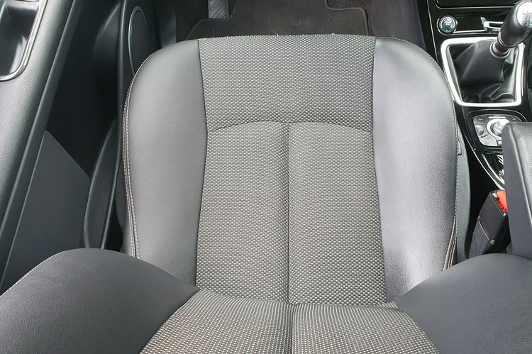 Renault Grand Espace 2.0 dCi 150KM # Bogate Wyposażenie # # Super Stan zdjęcie 18