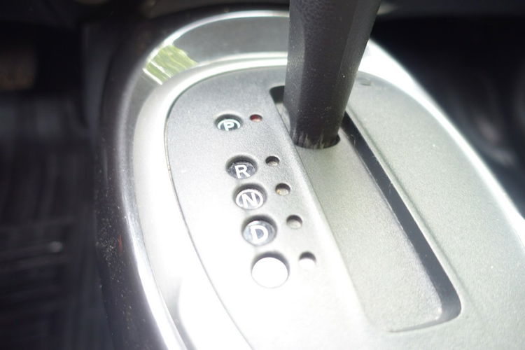 Nissan Juke R e z e r w a c j a zdjęcie 18