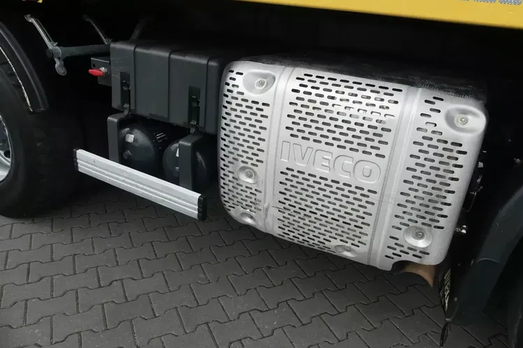Iveco TRAKKER 450 / 8x4 / EURO 6 / HDS PALFINGER PK 22002-EH / zdjęcie 23