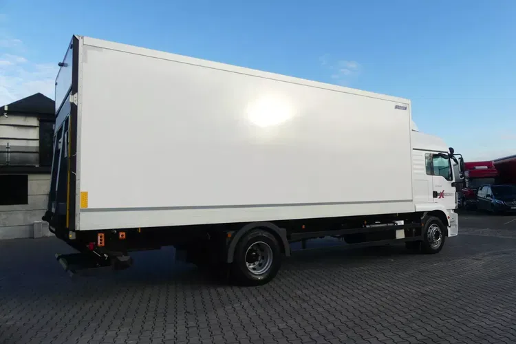 MAN TGM 18.290 / IZOTERMA + WINDA / GLOB / EURO 6 / OTWIERANY BOK / zdjęcie 12