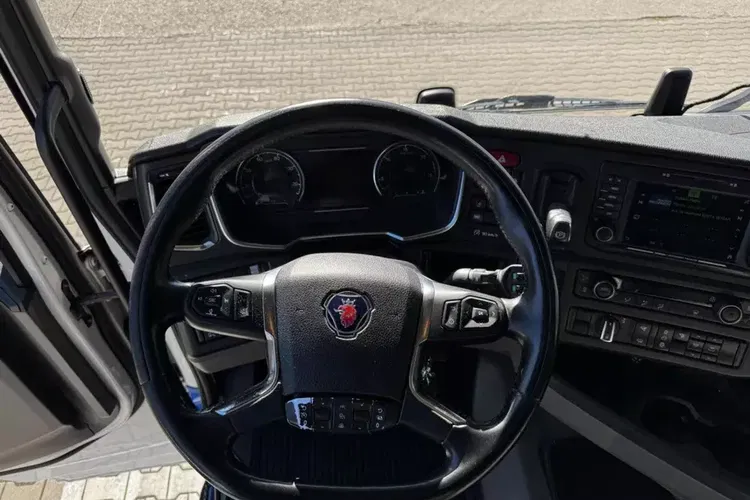 Scania R500A4x2NA zdjęcie 11