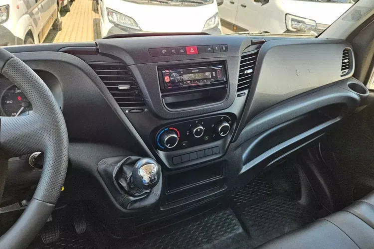 Iveco 35s16 L4H2 74999zł Netto 2.3HPi/156KM zdjęcie 20
