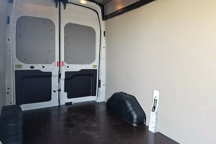 Ford transit L2H3 62900zł Netto 2.0TdCi/170KM zdjęcie 18