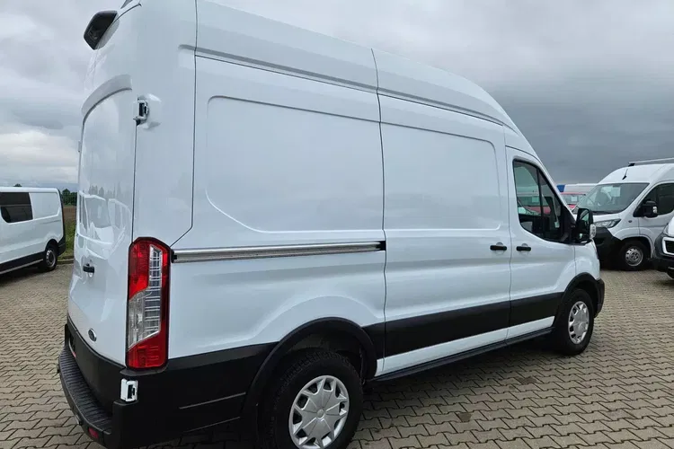 Ford transit L2H3 62900zł Netto 2.0TdCi/170KM zdjęcie 9
