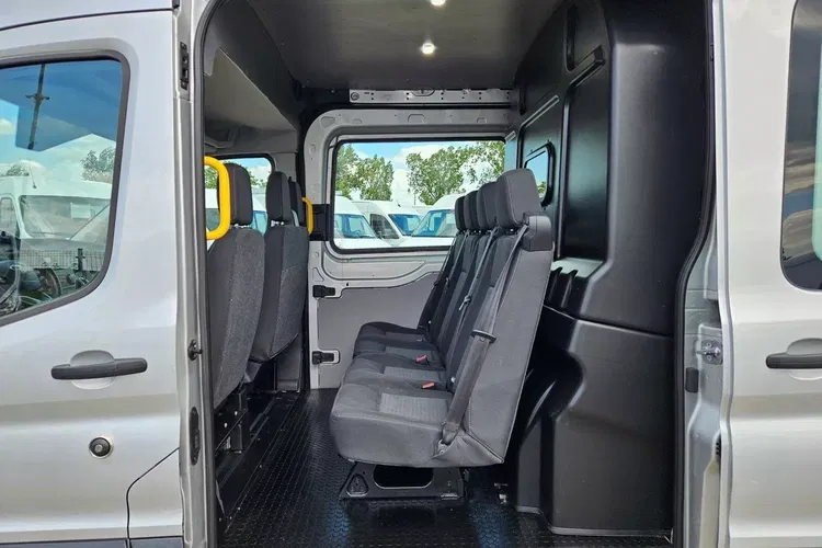 Ford transit L3H2 Lift 89999zł NETTO Brygadówka 7 osób 2.0TdCi/170KM zdjęcie 31