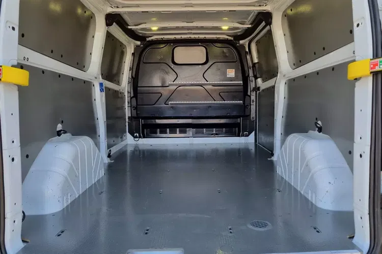 Ford transit-custom Long 39999zł NETTO 2.0 TdCi/131KM zdjęcie 12
