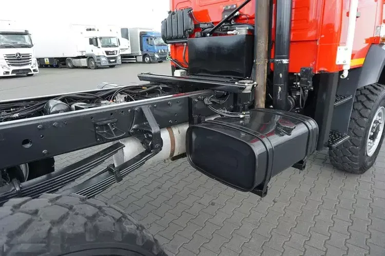 MAN / LE 220 / 4 X 4 / DOKA / DO ZABUDOWY / KAMPER zdjęcie 14