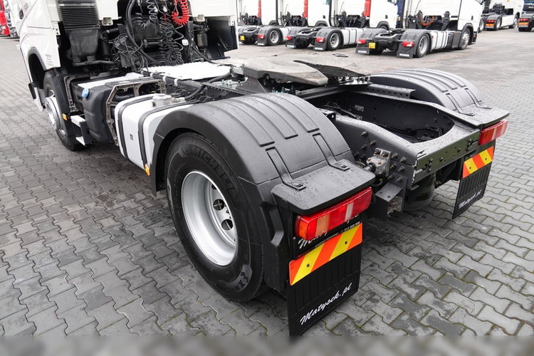 Volvo FH 500 / NISKA KABINA / HYDRAULIKA / PO KONTRAKCIE SERWISOWYM zdjęcie 14