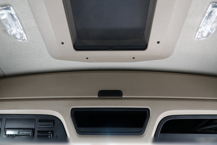 Mercedes ACTROS 1843 / RETARDER / ALUFELGI /  EURO 6 / SPROWADZONY zdjęcie 32