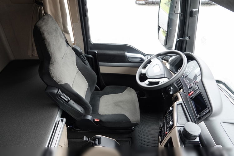 MAN TGX 18.510 / RETARDER / PEŁNY ADR  / SPROWADZONY / PO KONTRAKCIE SERWISOWYM zdjęcie 30