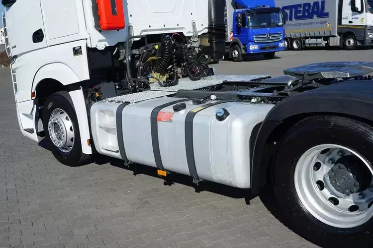 Mercedes ACTROS / 1848 / EURO 6 / ACC / PEŁNY ADR / zdjęcie 10